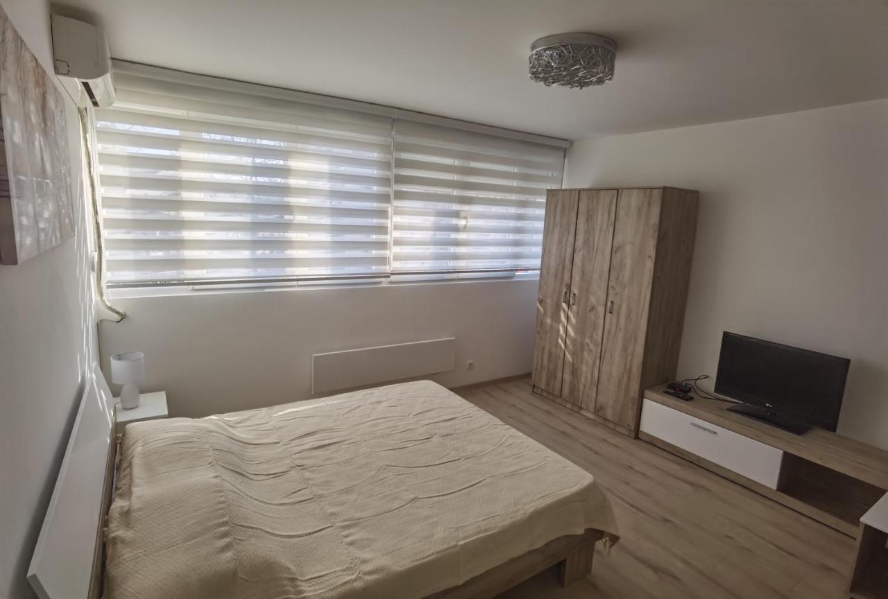 Apartman Lena Banovo Brdo Leilighet Beograd Eksteriør bilde